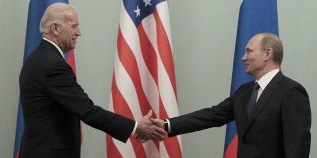 «Печеньки» из США или дружба с Китаем? — эксперт о встрече Путина с Байденом
