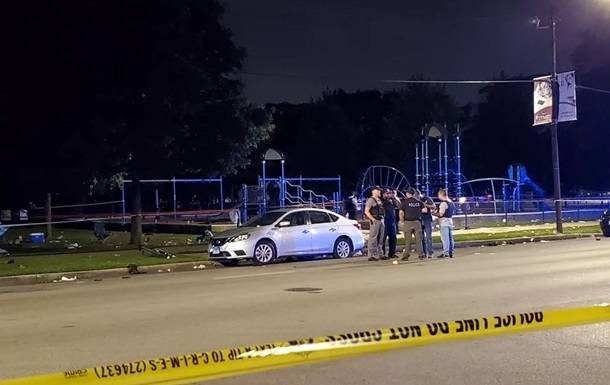 При стрельбе в Техасе пострадали 13 человек