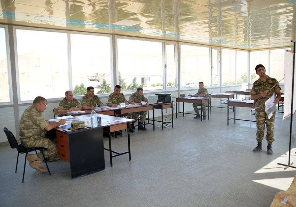 В Азербайджанском высшем военном училище им. Г.Алиева прошли госэкзамены (ФОТО/ВИДЕО)