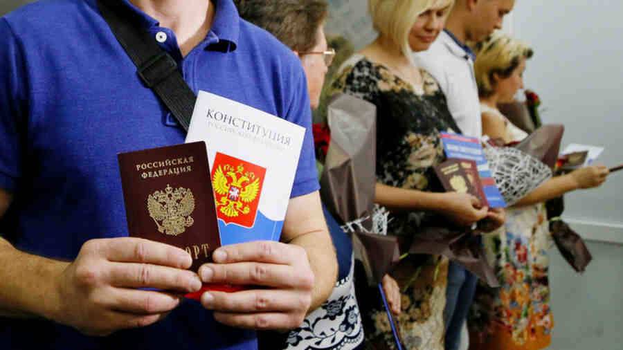 В ДНР сообщили, что гражданство РФ получили уже более 260 тыс. жителей республики