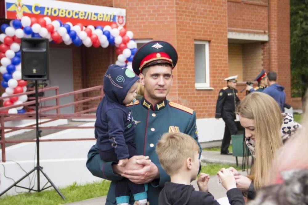 320 семей военнослужащих получили служебные квартиры в Сергиевом Посаде