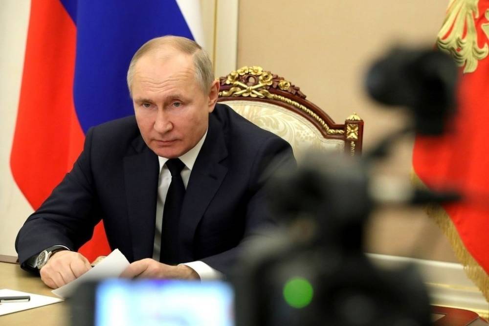 Путин назвал кибербезопасность одной из важнейших тем диалога с США