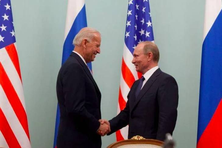 Путин желает "прямого диалога" с США