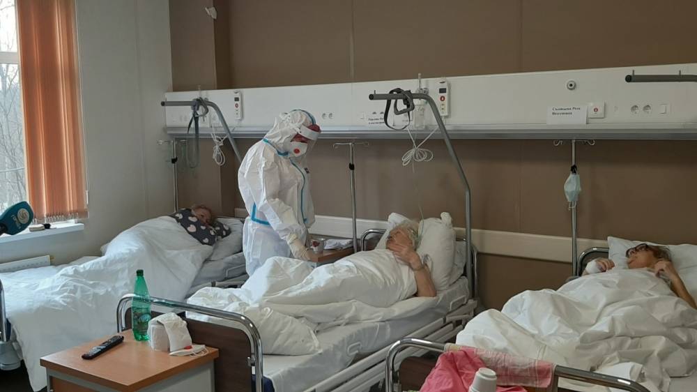Еще 13 721 человек заболел коронавирусом в России