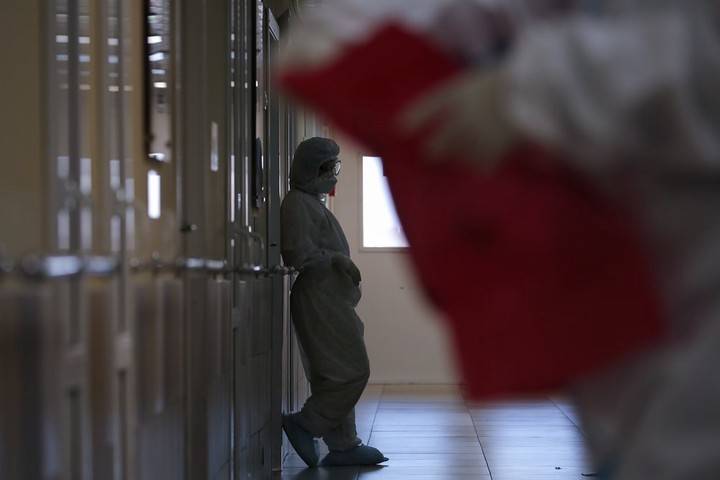 Свыше 13,5 тысячи случаев коронавируса выявили в России за сутки