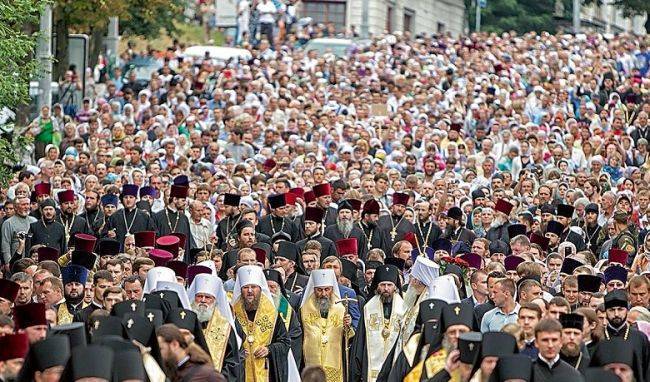УПЦ призвала верующих выйти на шествие в Киеве для защиты своих прав
