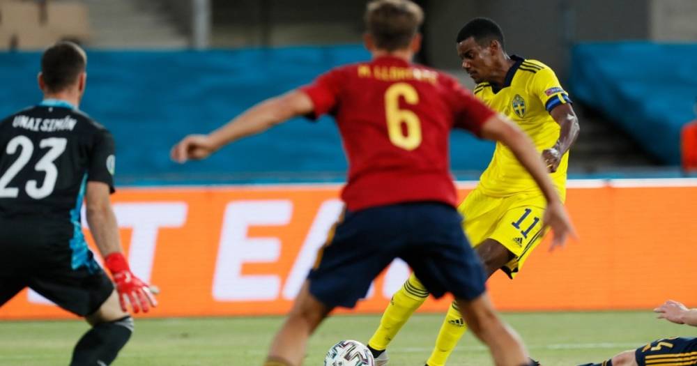 Матч упущенных возможностей: Испания и Швеция завершили встречу без забитых мячей