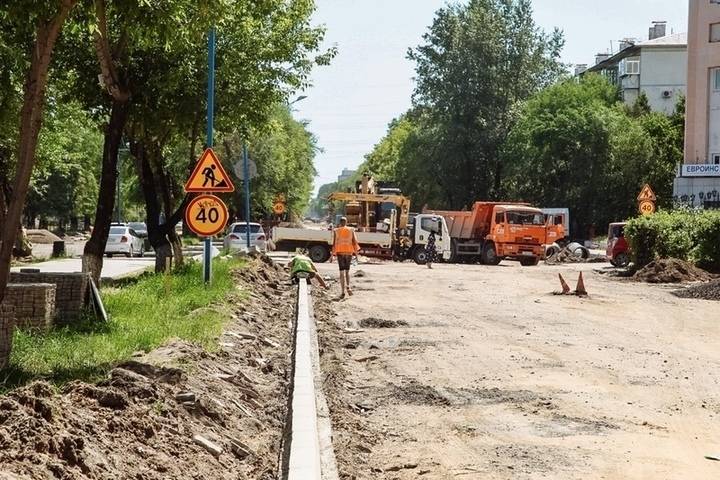 Губернатор Приамурья и мэр Благовещенска оценили ход ремонта городских дорог
