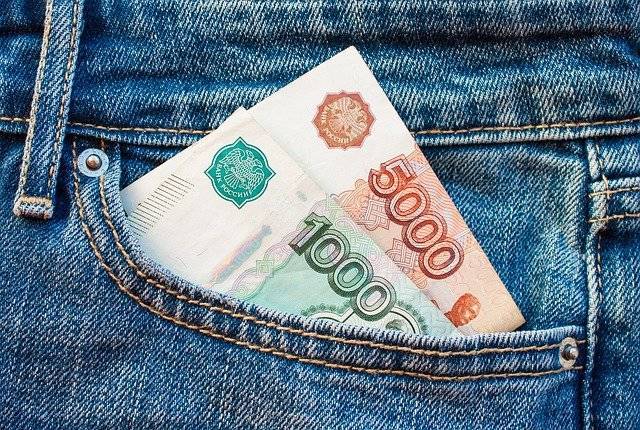 Петербуржцы хотят зарабатывать более 150 тысяч рублей в месяц