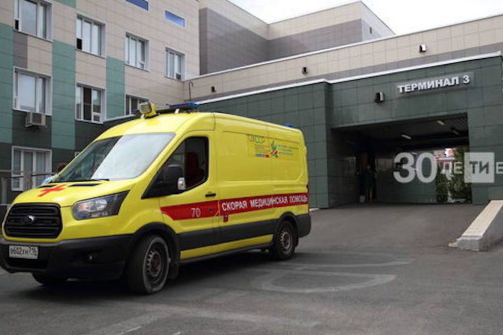 Жительница Казани попала в больницу после падения в автобусе