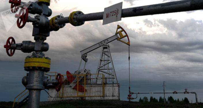 Нефть дорожает на фоне общего оптимизма по восстановлению экономики