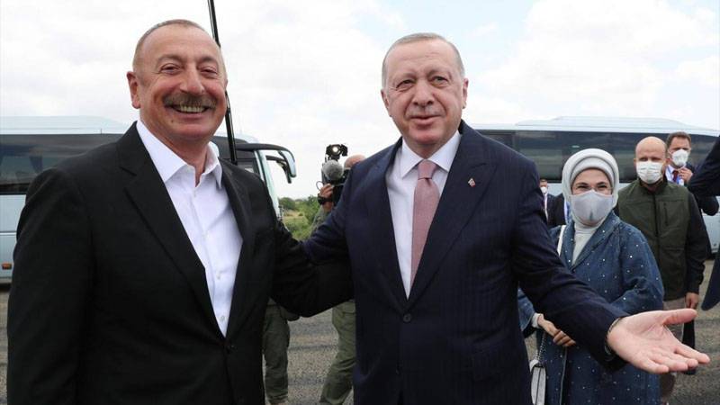 Эрдоган и Алиев подписали союзнический договор в Карабахе