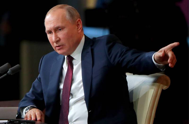 Bloomberg: Путин проведет пресс-конференцию раньше Байдена