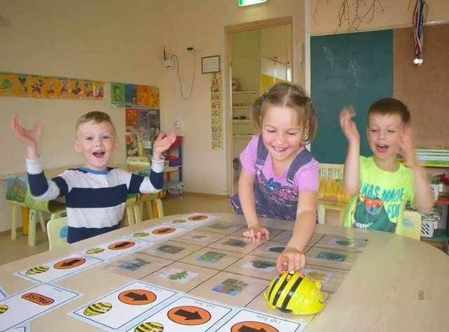 Школы и детские сады с русским языком преподавания перестанут финансировать в Эстонии