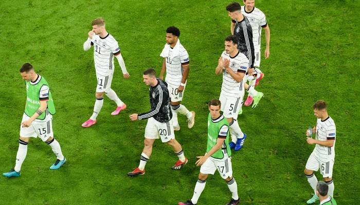 Германия впервые проиграла свой стартовый матч на чемпионатах Европы