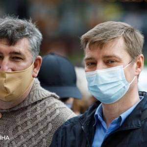 В Украине выявили 1045 случаев коронавируса за последние сутки