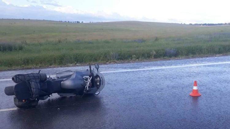 В Крыму разбилась насмерть мотоциклистка из Подмосковья - ФОТО