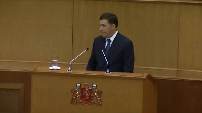Свердловский губернатор отчитал депутатов, которые не привились от COVID-19