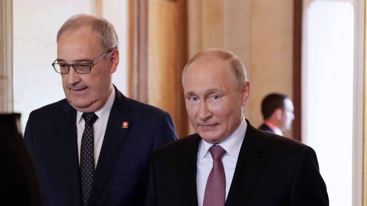 На вилле La Grange Путина встретил президент Швейцарии