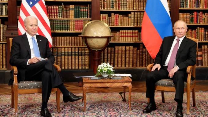 Путин и Байден начали переговоры в Женеве в узком составе
