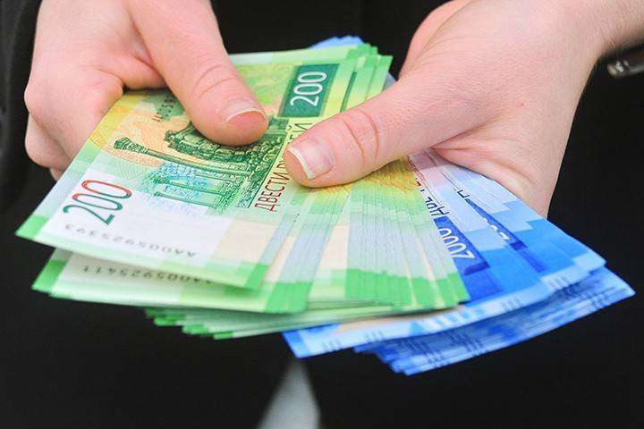 Средняя зарплата жителей Подмосковья выросла до 58 тысяч рублей