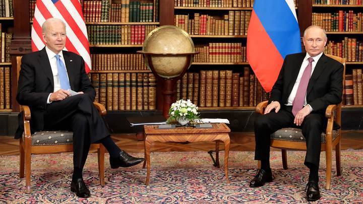 «Позитивный признак»: политолог дал первую оценку переговоров Путина и Байдена в узком составе