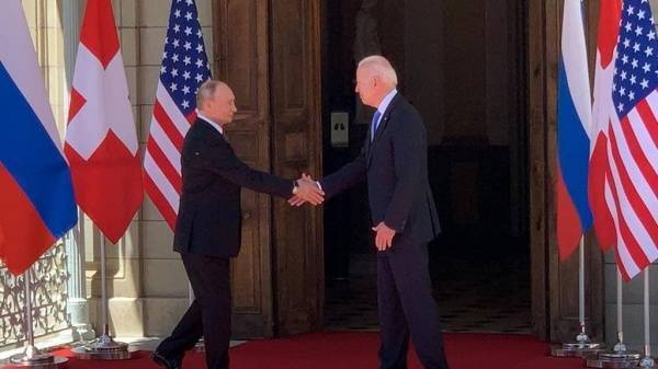 Путин и Байден на саммите договорились о возвращении послов