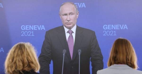 &quot;Кто убийца?&quot;: главное из пресс-конференции Путина по итогам встречи с Байденом