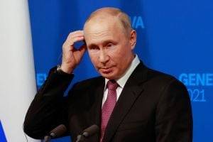 Путин назвал захват Крыма "адекватным решением"