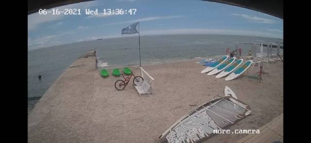 В Сети показали, как выглядят пляжи Одессы и Затоки в условиях нынешнего лета (ФОТО)