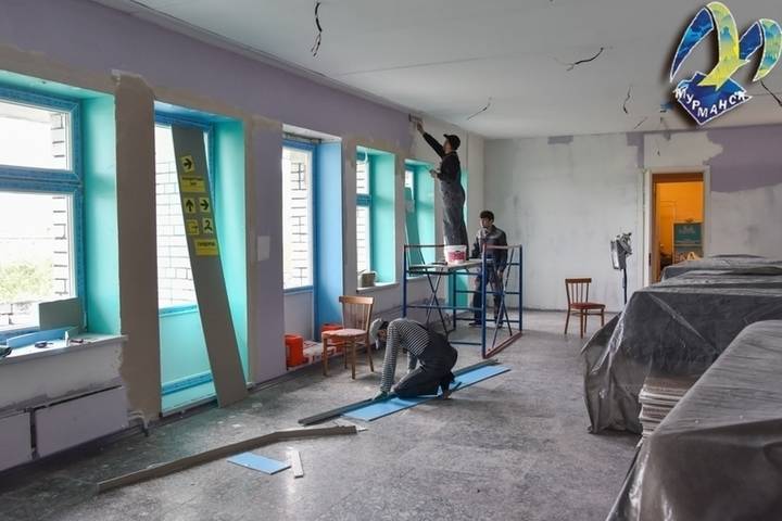 В Мурманске ремонтируют детскую школу искусств №3