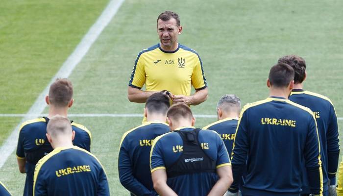 Зубков, Попов и Безус остались вне заявки на матч с Северной Македонией