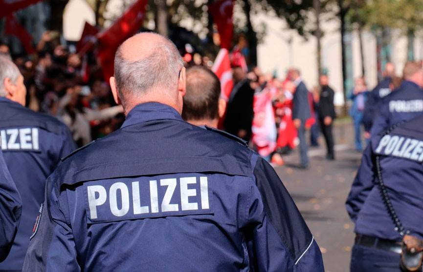 60 немецких полицейских были ранены при столкновении с леворадикалами