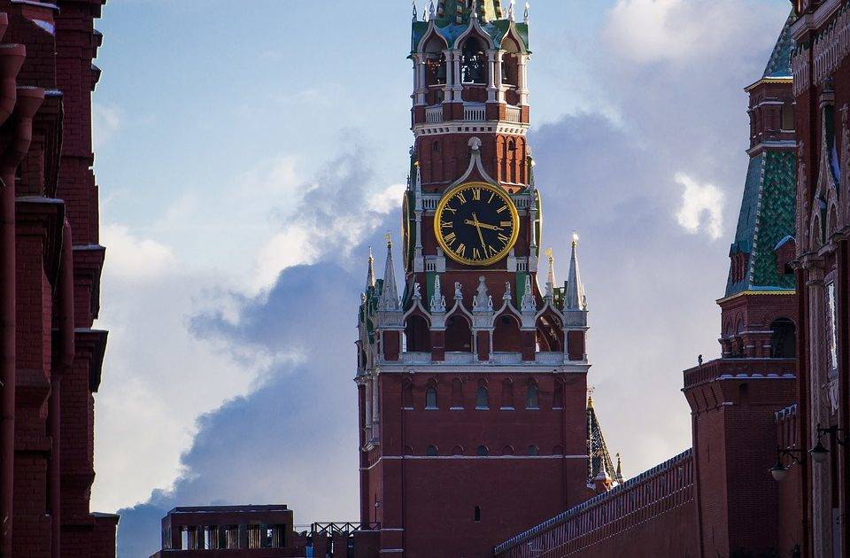 Ничего не изменилось: в Москве заявили о готовности Путина к встрече с Зеленским