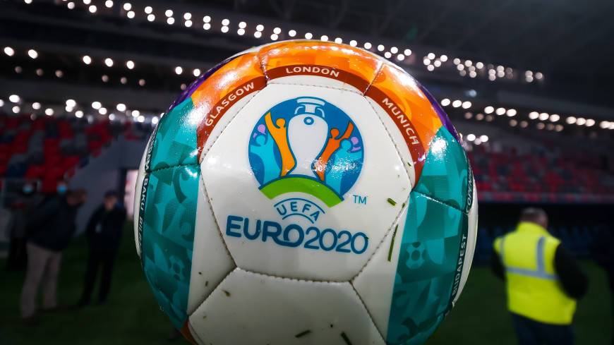 Евро-2020: матч Дания-Бельгия приостановят в поддержку Кристиана Эриксена