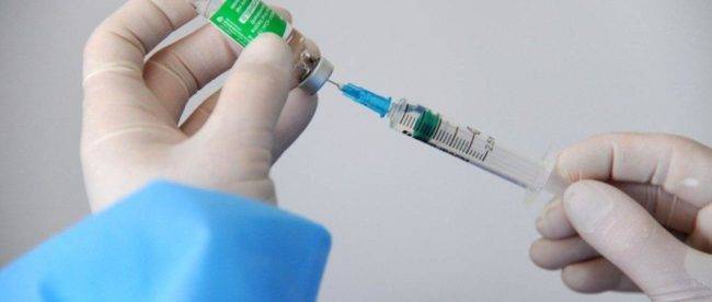 В Украине установили рекорд вакцинации от COVID-19: 76 500 прививок за сутки