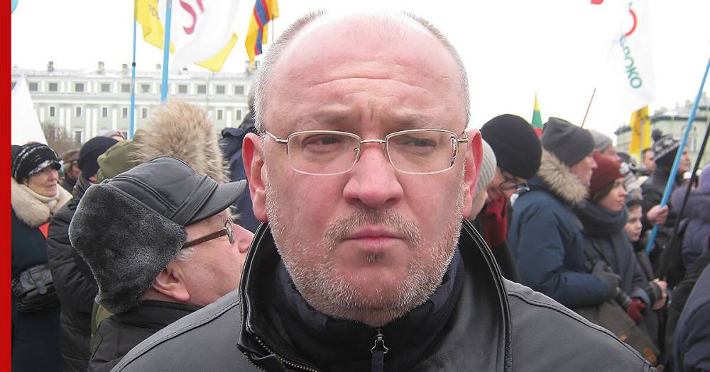 В Петербурге задержали депутата Заксобрания Максима Резника