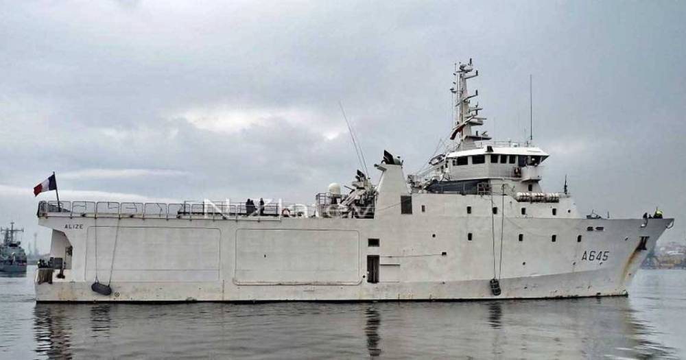 Еще один корабль НАТО: в Черное море зашло разведывательное судно ВМС Франции (фото)
