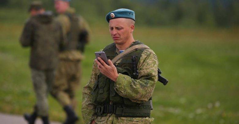 Для российских военных разработают отечественные смартфоны