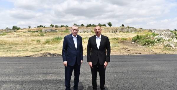 Эрдоган не исключил создания турецкой военной базы в Азербайджане
