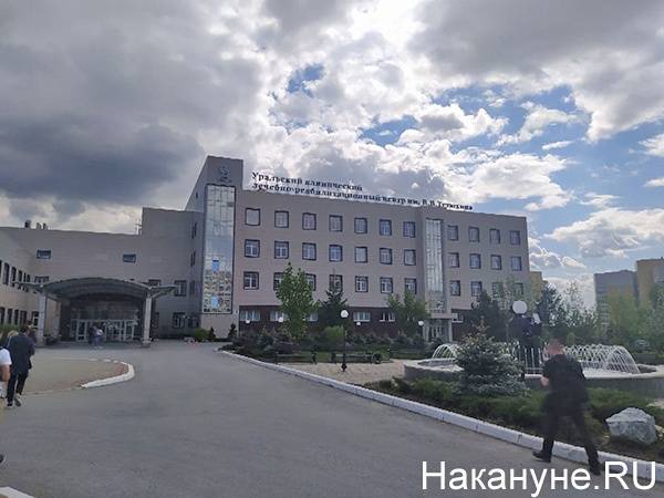 Годовая задолженность: более ста медиков госпиталя Тетюхина просят Мишустина вернуть коронавирусные доплаты