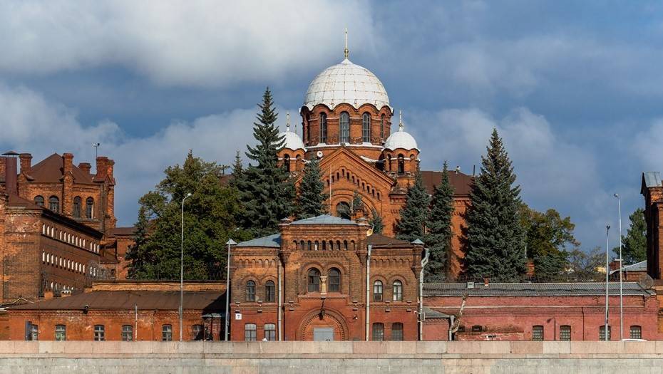 Крестов на них нет: что будет на месте исторической тюрьмы в центре Петербурга