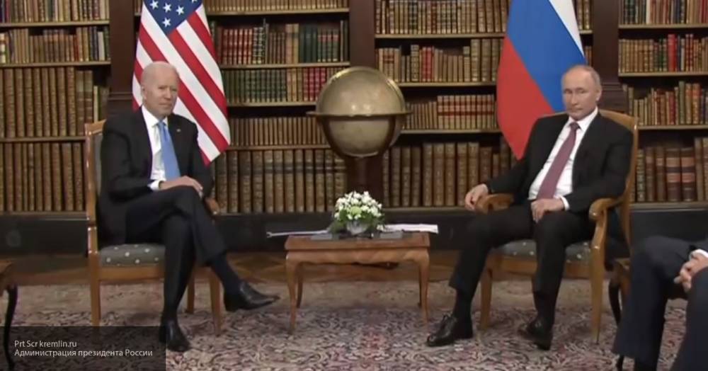 Политолог объяснил, зачем Байден затронул тему Белоруссии во время встречи с Путиным