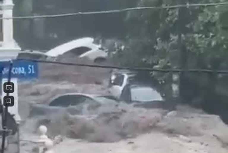 Следом за Керчью затопило Ялту: начата эвакуация жителей