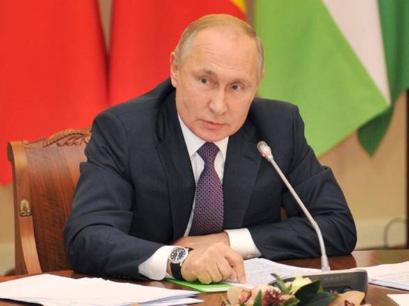 Путин на встрече с Совбезом РФ предложил обсудить итоги саммита Россия - США