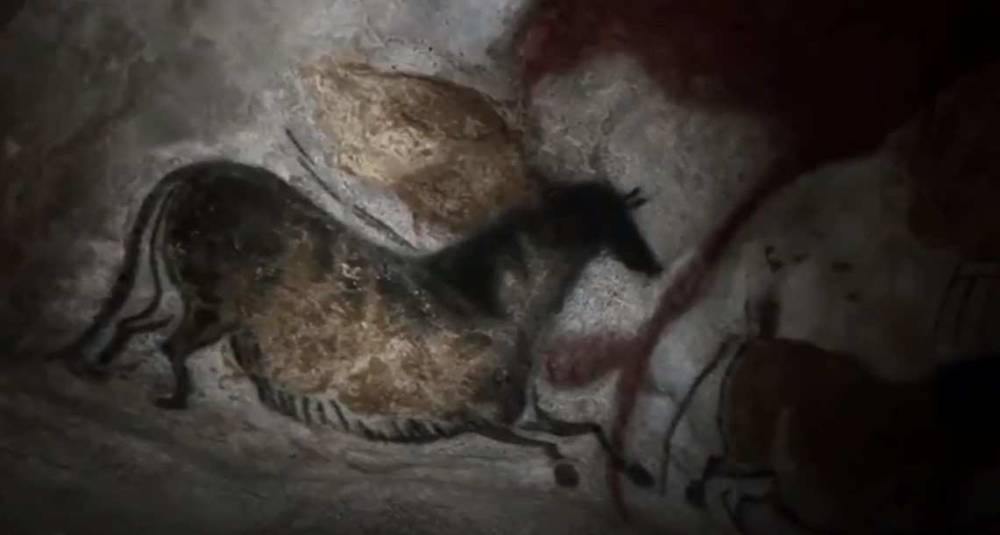 В ливийской прибрежной пещере с тремя входами обнаружены древние петроглифы
