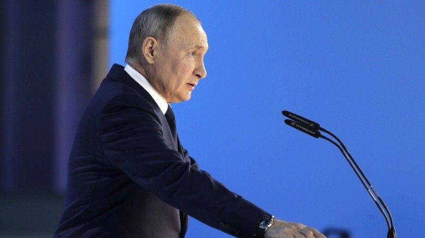 Уникальный правитель: Сурков сравнил Россию Путина с Римской империей Октавиана