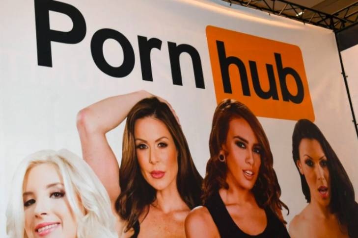 Более 30 героинь порно подали в суд на PornHub: обвиняют в размещении видео без их согласия