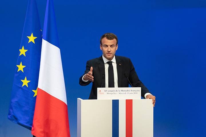 Президент Франции призвал ЕС выработать общие правила в отношениях с Россией