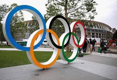 Более 60% японских компаний предпочли бы отмену или очередной перенос Олимпиады - СМИ